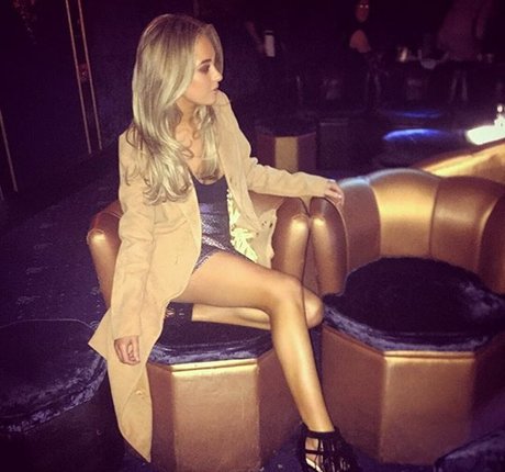 Nicola Hughes perfect star img