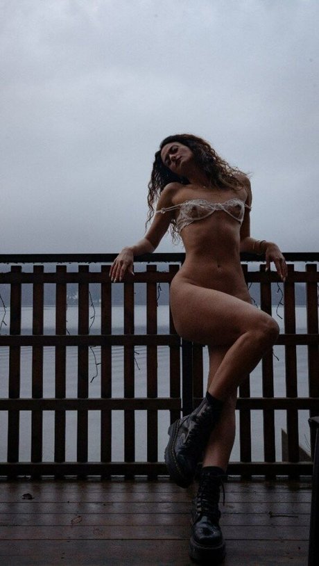 Eri vlc Yoga perfect pornstar picture