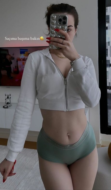 oznrgvn sexy star pic