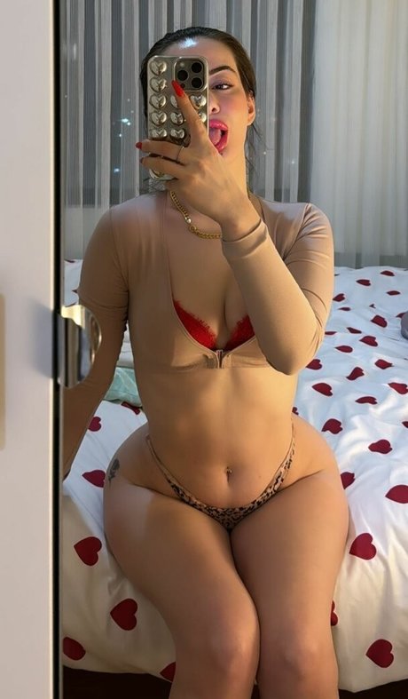 oznrgvn nice model picture