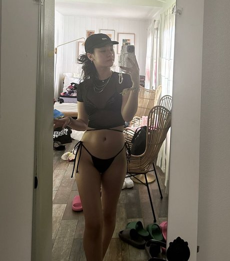 Minnie Mills free actress photos