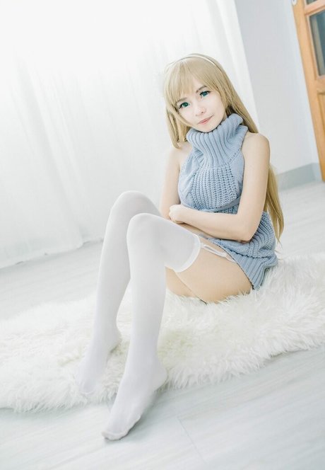 luckyeliee naked pornstar galleries