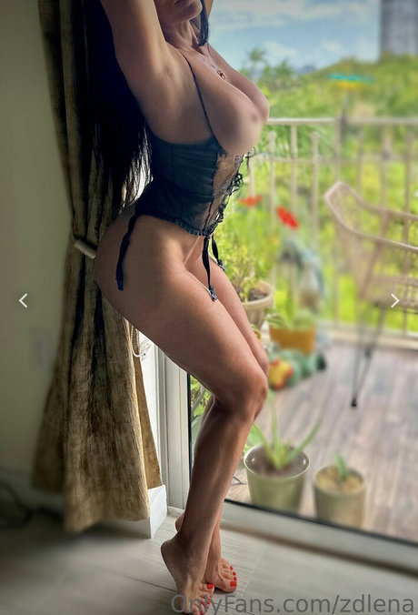 Elena Zdorovetskiy hot actress photo