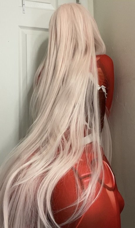 Sail0rWaifu naked model photo