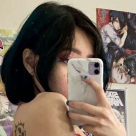 blonde midget onlyfans beautiful img