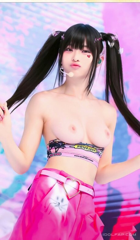 russian mom onlyfans nude image