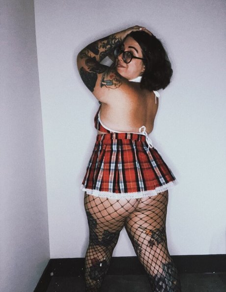 Stepstool Sarah sex star pic