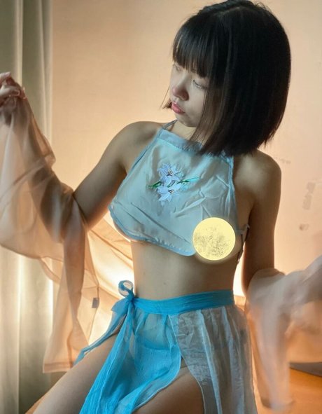 Diorwynn pornstar naked image