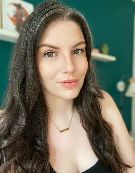 katestark exclusive star images