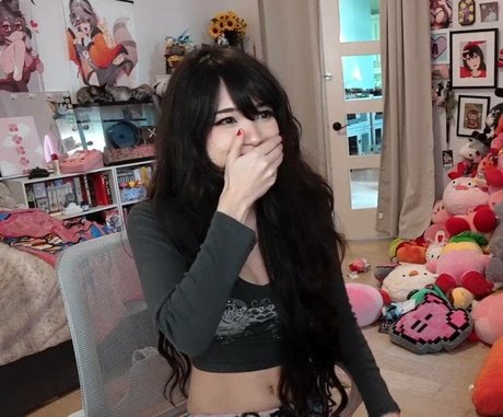 blonde cougar onlyfans naked pic