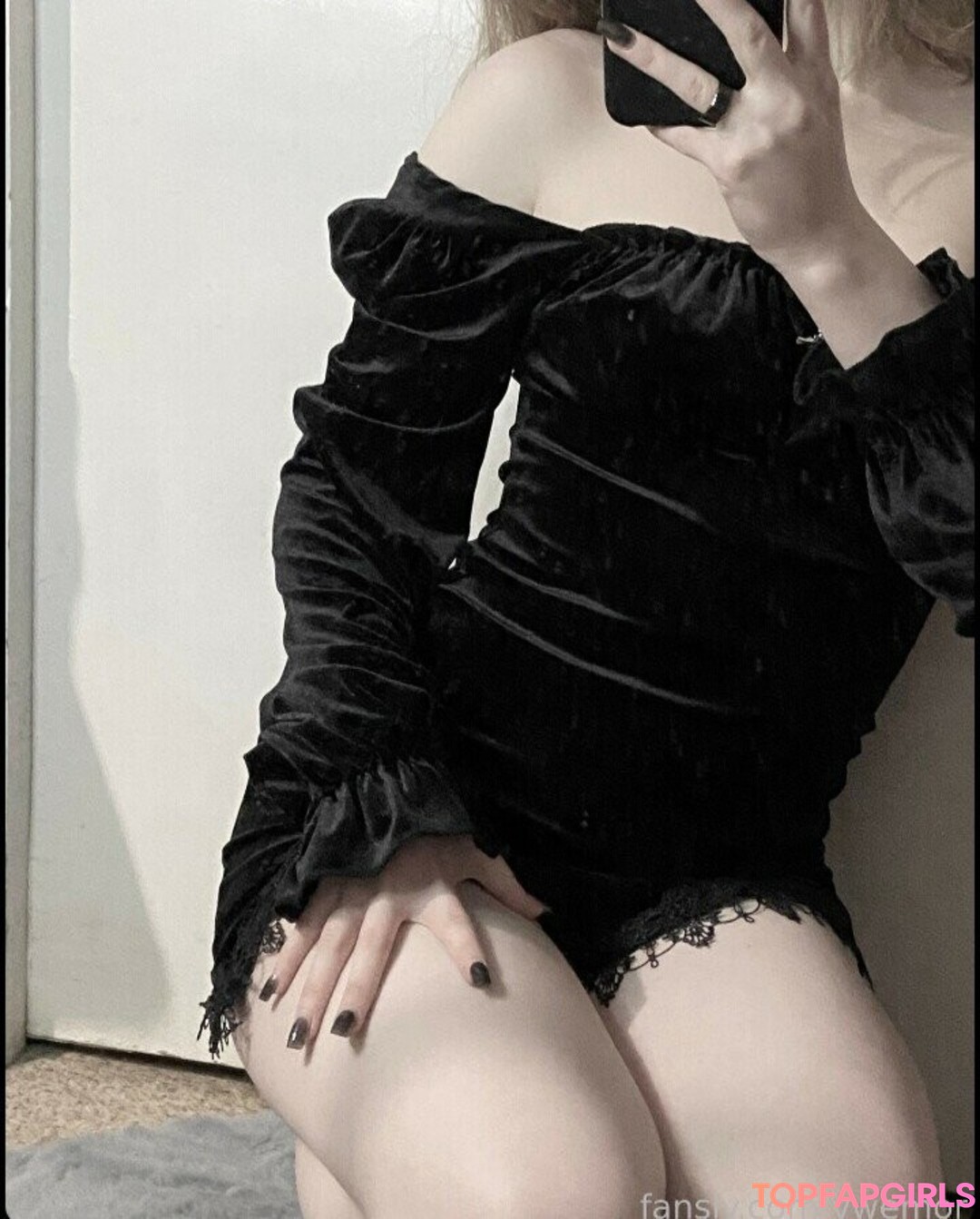 mature fake tits onlyfans sexy naked pictures