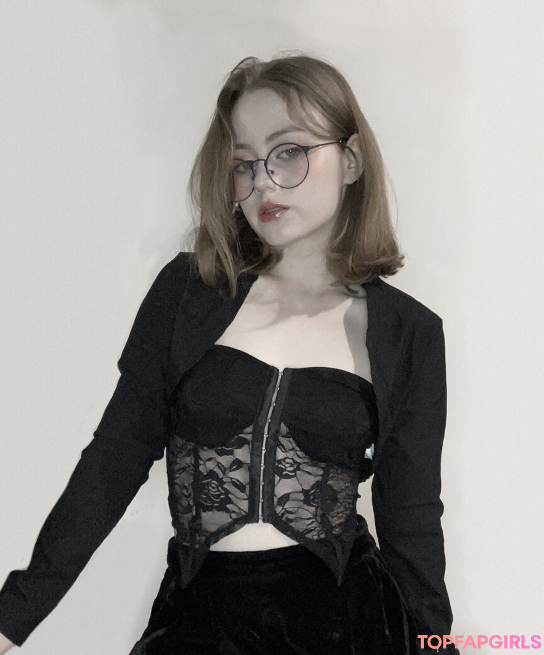 Vwemor free actress picture