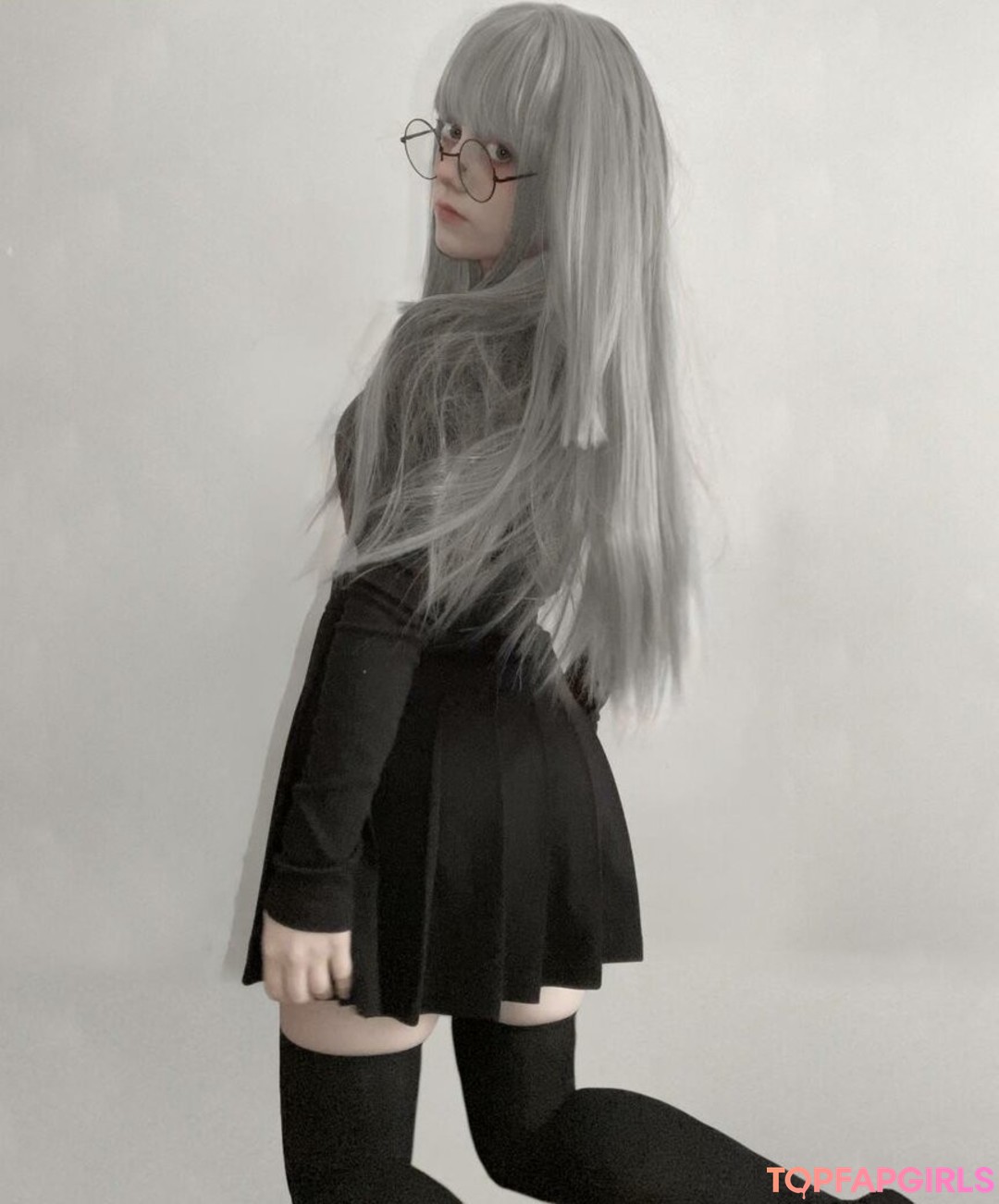 Vwemor model adult img