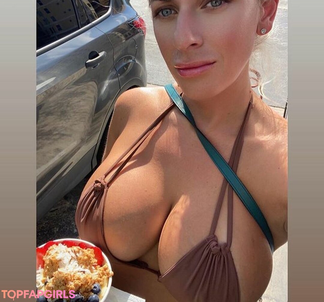 Athena Ryder pornstar archive