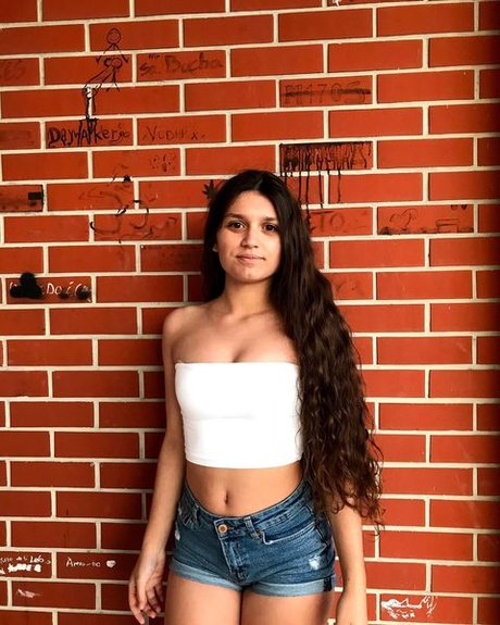 Veronica Marcelino star nice images