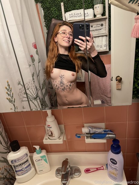 Rooshibi sex model gallery