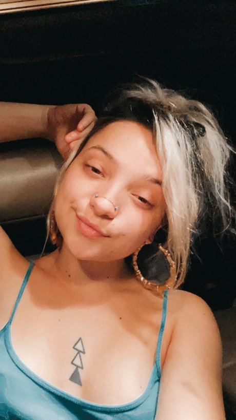 Lilithli_ star best photos