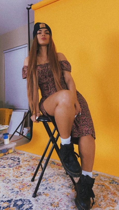 Natalia Pitti model top photo