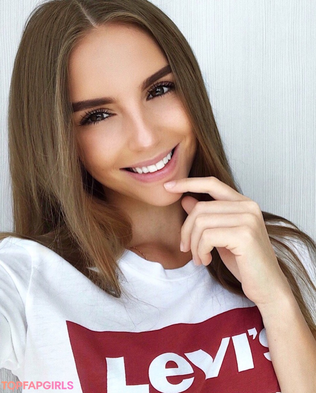 Galina Dub star adult pictures