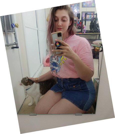 Mel Capperino Garcia pornographic model images