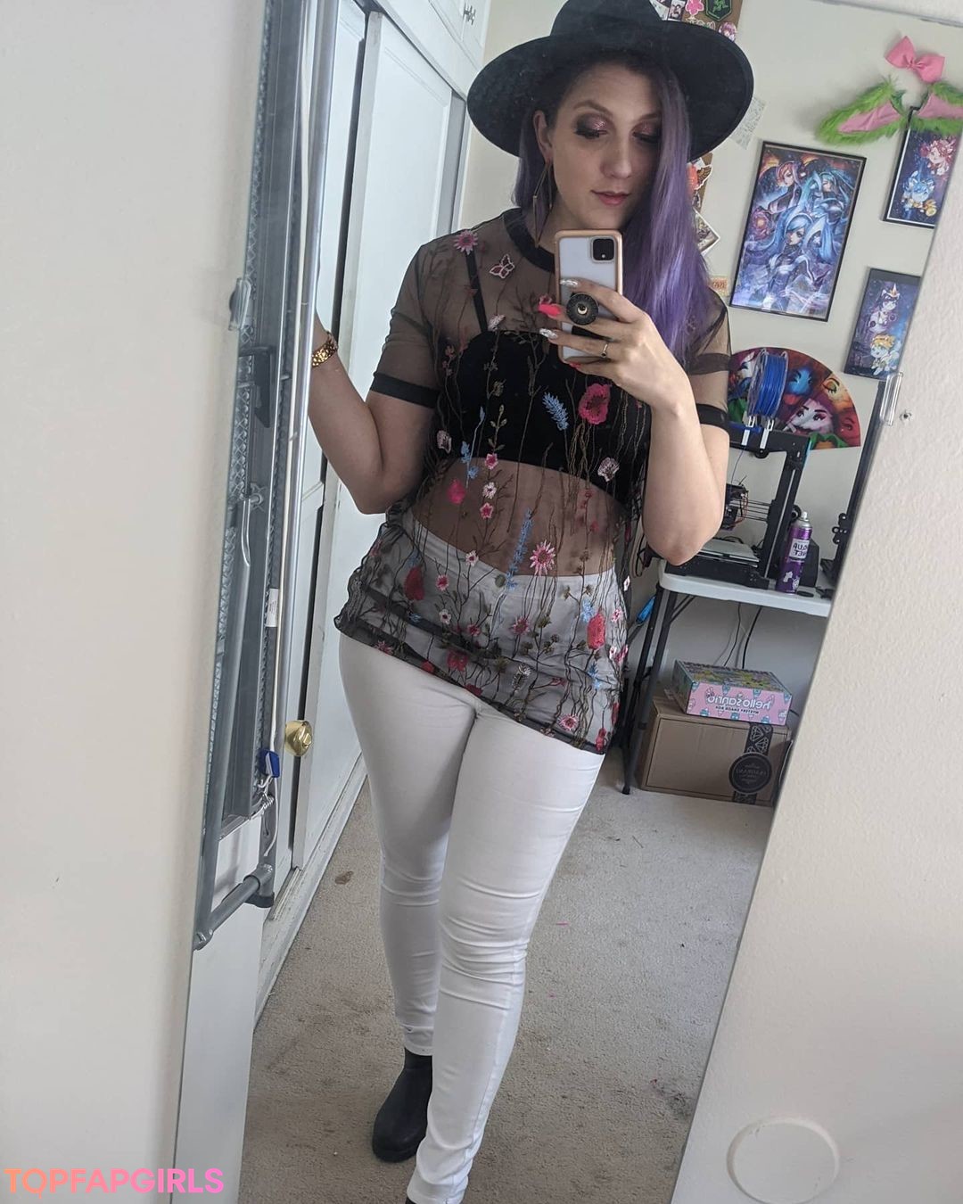 curvy muscle onlyfans sexy nudes pic