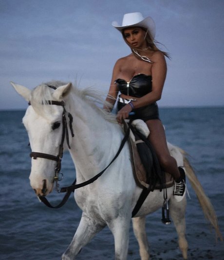 asian teen feet onlyfans hot image