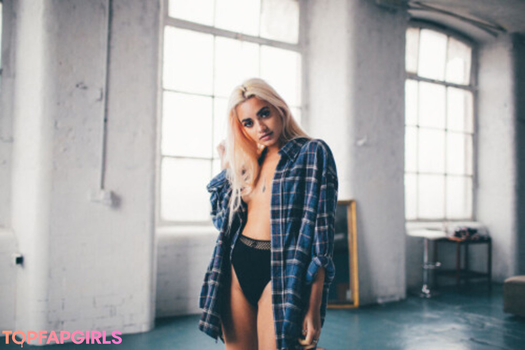 Tara Sky Martin star nudes archive