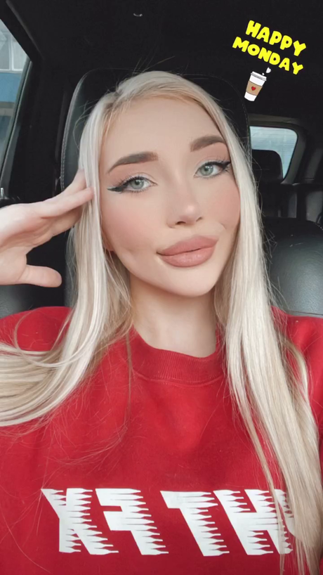 Brooke Michelle sex model img