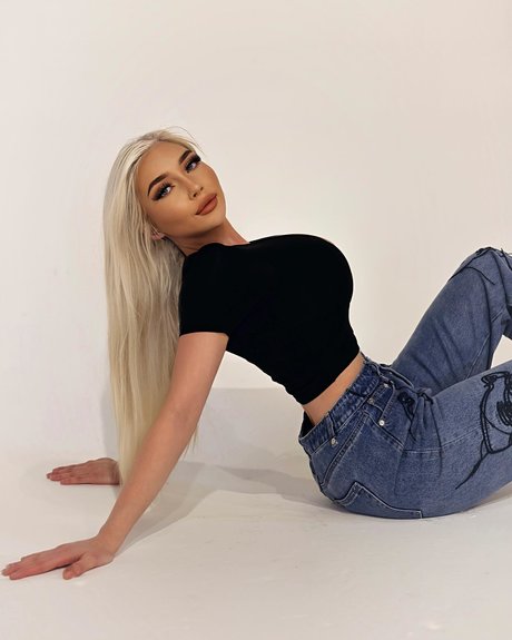 Brooke Michelle model erotic pictures