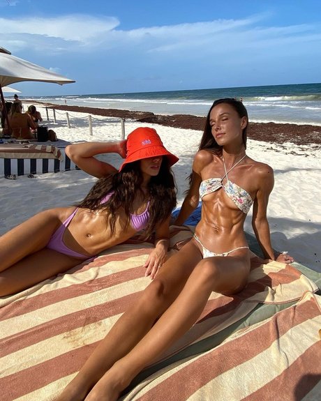 Carlota nude pornstar img