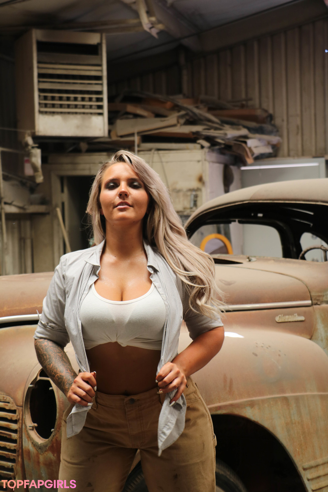 Chloe Yonker star top archive