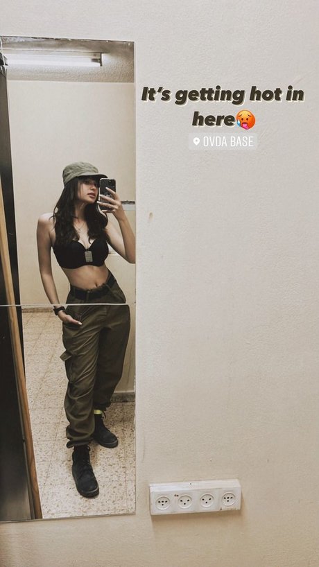 amateur wife onlyfans pornographic images