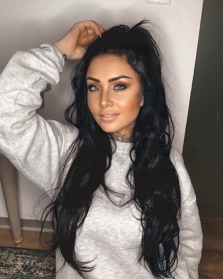 Inkedfleur_ model naked img