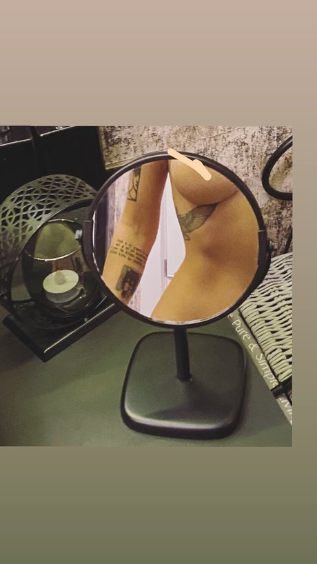 swim onlyfans hot galleries