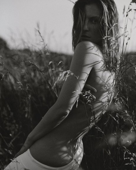 Lena Stepanova high quality star archive