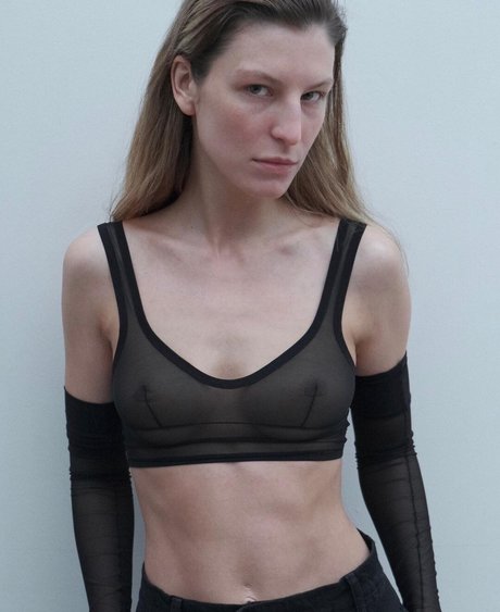 Lena Stepanova top profile image