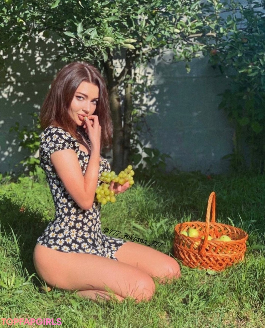Roksana Holodova adult actress archive
