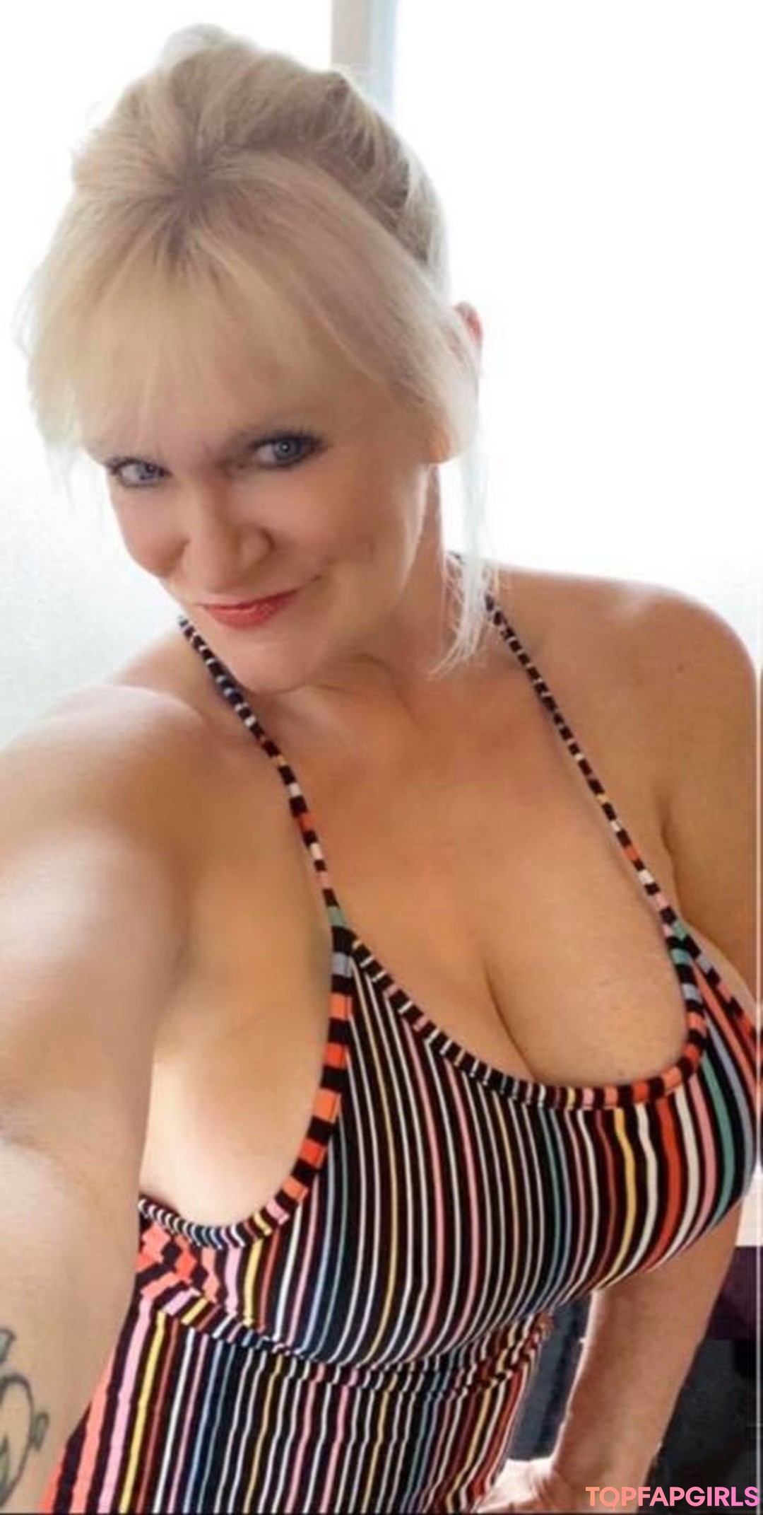 Sandie Lee top actress photo