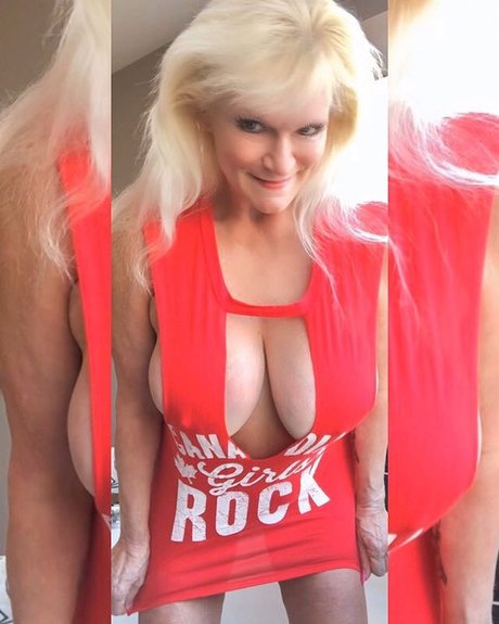 Sandie Lee_ beautiful model images