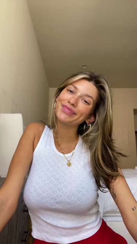 Cherie Madeline model hot images