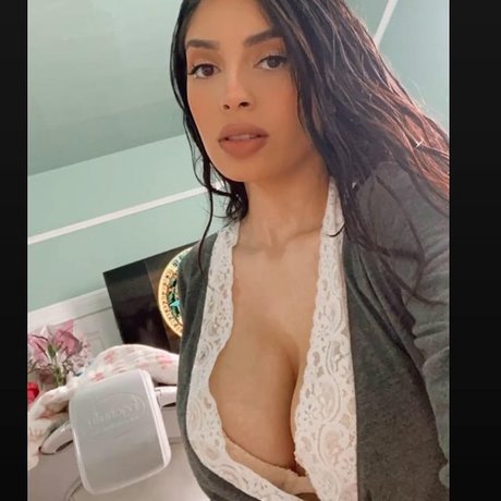 Gotmilkalexa art star pic