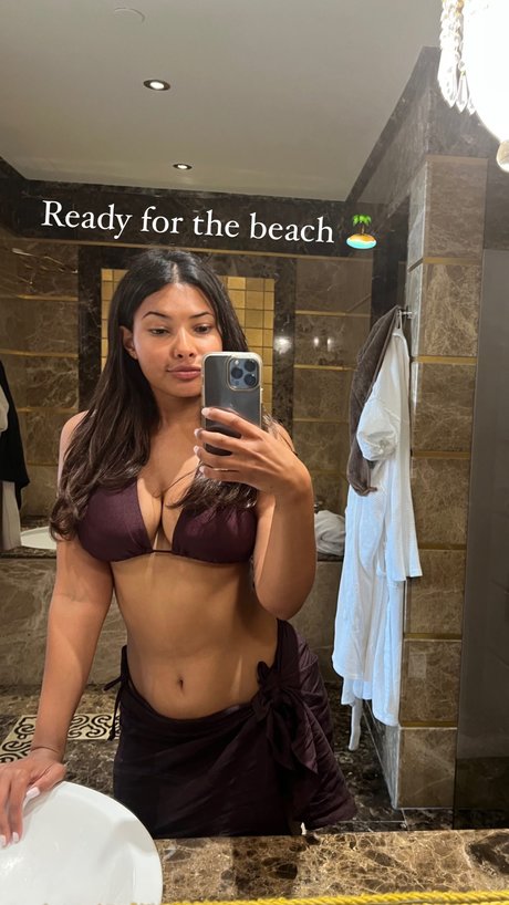 Steph Esther free star photo