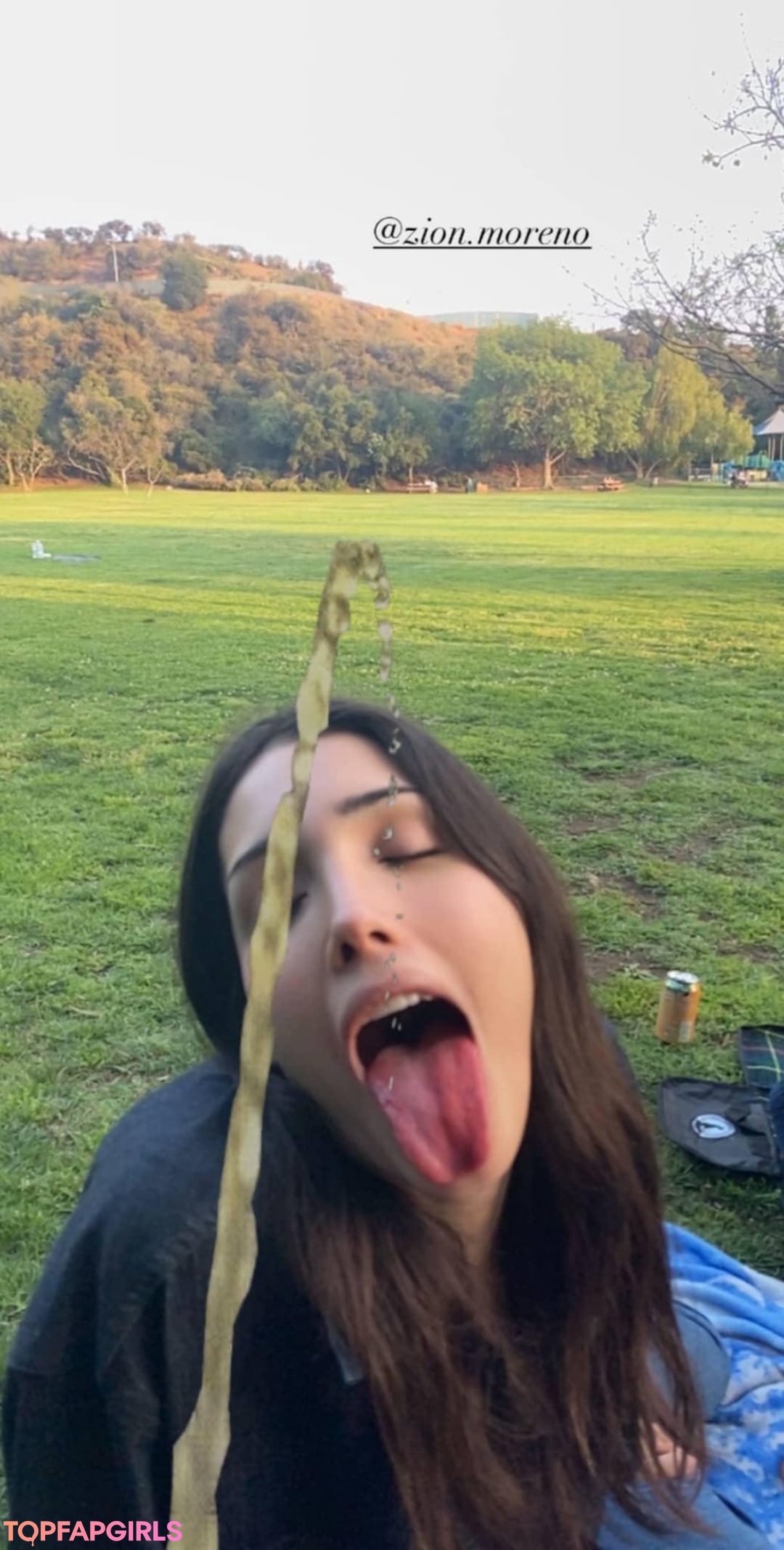 Zion Moreno star pornographic image
