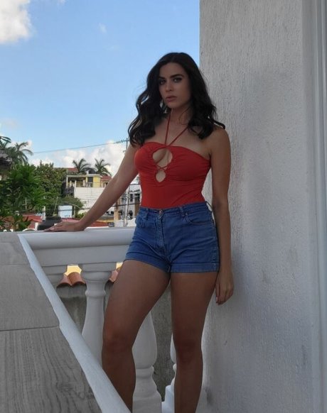 Stephanie Domet free star galleries