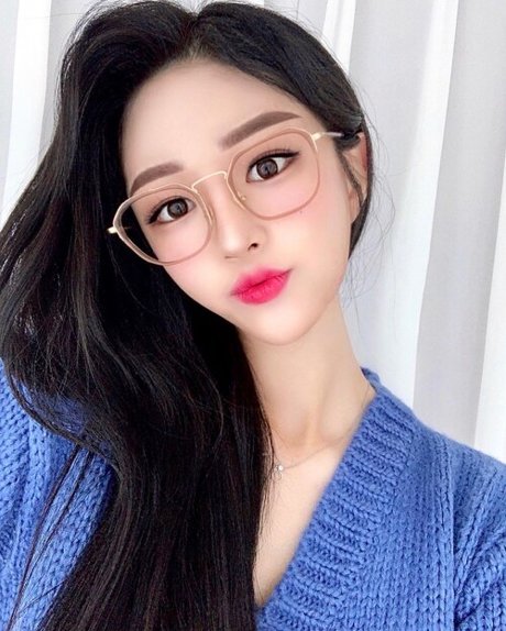 Vin Daily xxx model pics