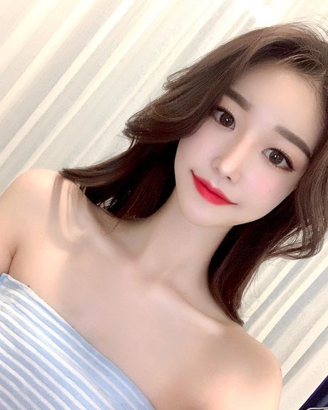 Vin Daily erotic pornstar images