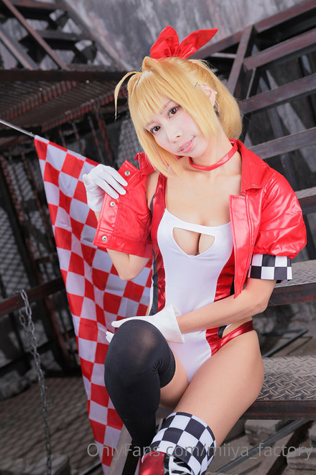 milf strip onlyfans top pic