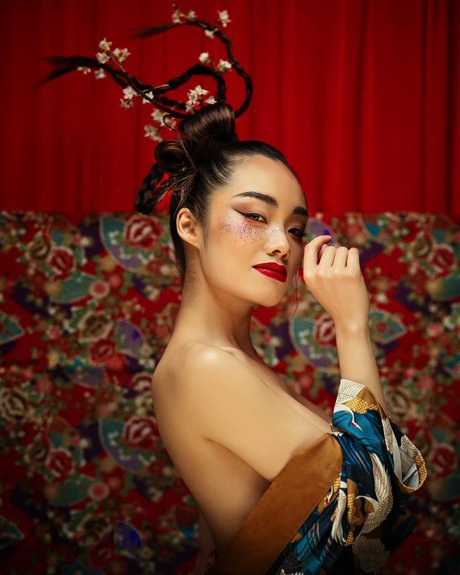 Queenie Lam model nudes pictures