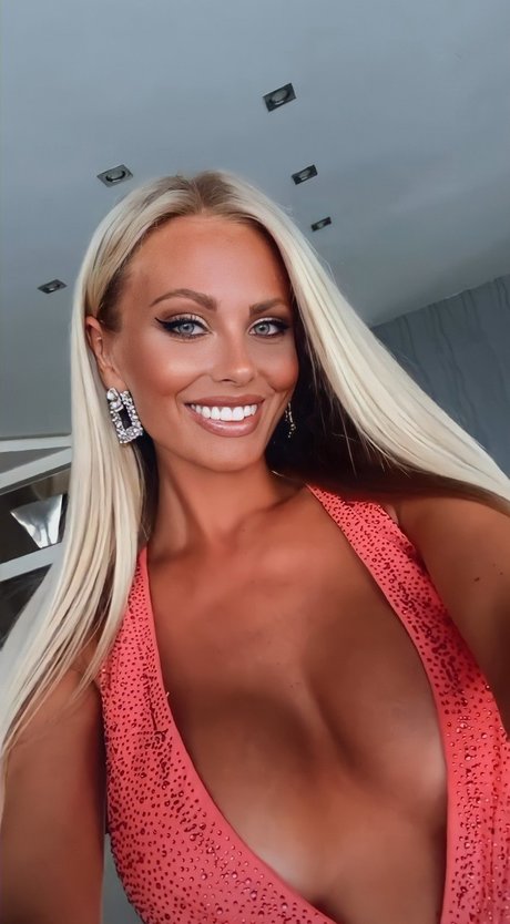 Anet Mlcakova model xxx gallery