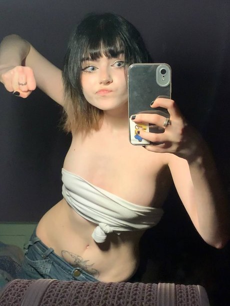 Sqwrtick_ model beautiful images